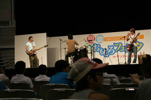 お客さんもそこそこ